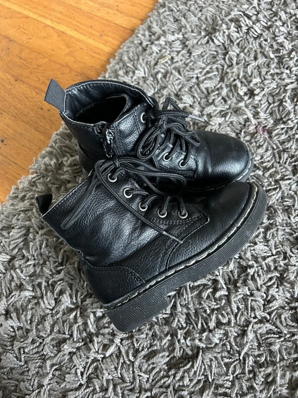 Sincerly Jules Toddler Black Combat Lace Boots - Glitter Sole Size 9